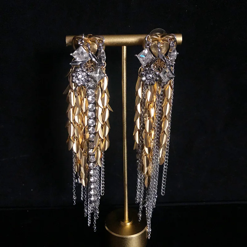 

Multi-strand copper chain tassel earrings Long shoulder sweep