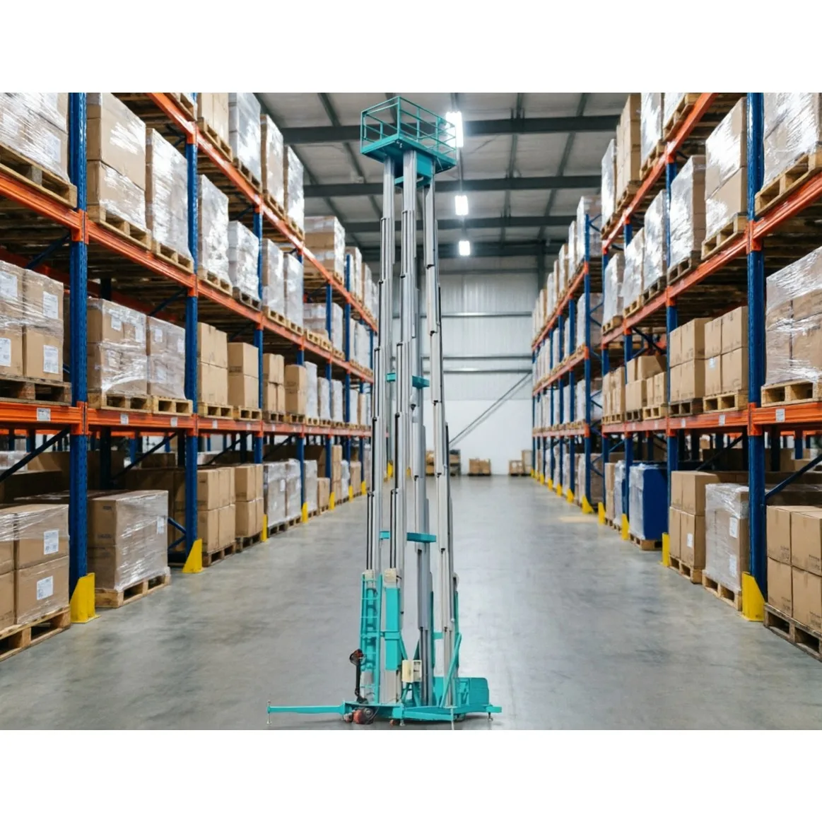 Single Vertical Mast Aluminum Man Lift Foldable Guardrail Easy Move Villa Renovation Indoor High Altitude Working Equipment