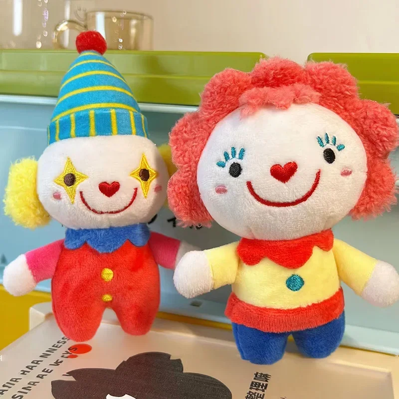 12 センチメートルピエロぬいぐるみかわいいぬいぐるみ人形ソフトぬいぐるみアニメ Peluche フィギュアキーホルダーペンダント子供クリスマス誕生日ギフト