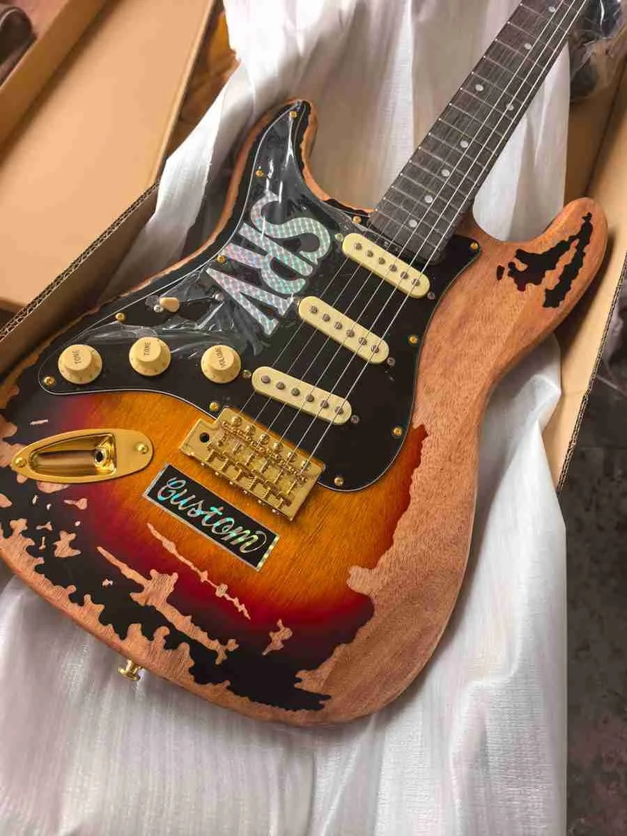 Hot Sale Left-handed Aged Electric Guitars Natural Wood Color, Rosewood Fretboard, Alder Body,SSS PICKUPS