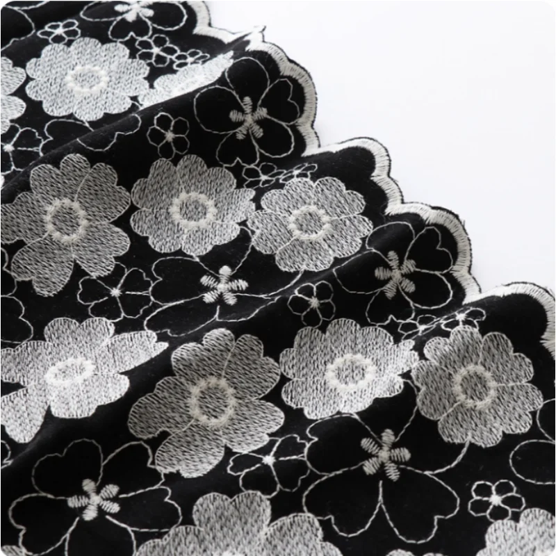 

Ins-style black corduroy polyester thread embroidery fabric for spring and autumn coat, shirt, dress, children's clothing fabric