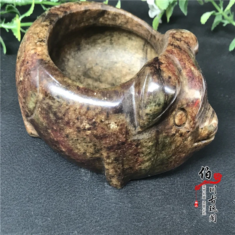 

High Jade Han Dynasty Jade Artifacts Dong Xiuyu Decoration Four Treasures of the Study Pen Wash Inkstone Ashtray Pig