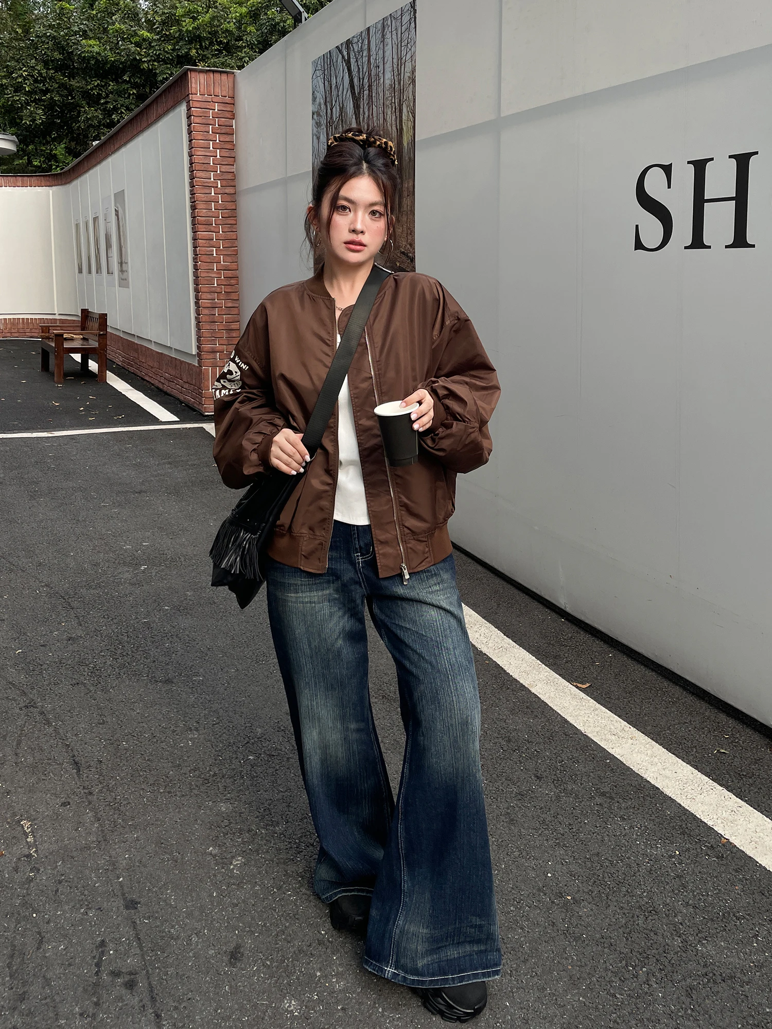 เสื้อแจ็คเก็ตเบสบอลสไตล์อเมริกันสำหรับคู่รัก รุ่นบาง ไซส์ใหญ่ สำหรับผู้หญิง ดีไซน์สวยงามไม่ซ้ำใคร สำหรับต้นฤดูใบไม้ร่วง