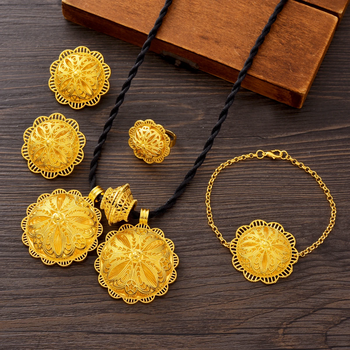 New Luxury Pop Golden Color Ethiopian Jewelry Sets Hollow-out 3/4/6-Piece Sets African Eritrean Wedding Engagement Gifts #266