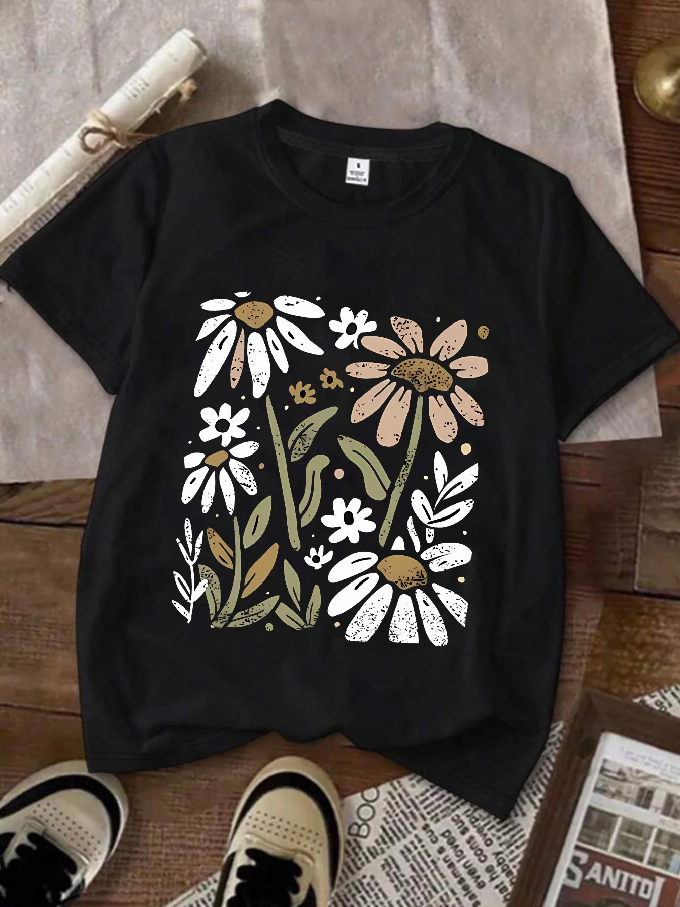 

flower Plus size women's round neck short sleeve T-shirt with elastic half sleeves and trendy prints
