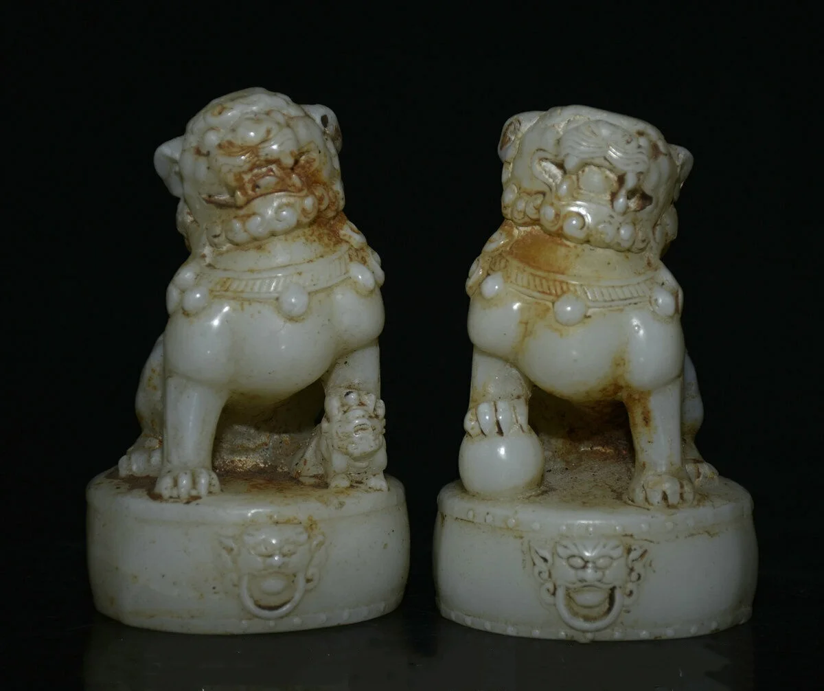 4.6 "الصين القديمة اليشم الأبيض نحت فنغشوي فو فو الكلب الحرس تمثال الأسد زوج #1