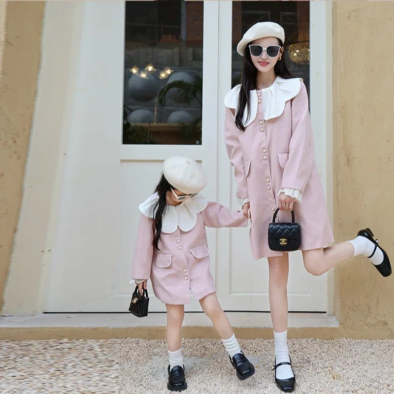 

Mother and Daughter Equal Dress with Big Collar Mom and Sbaby Girls Matching Long Coat Fashion Mummy and Me Jacket Women Clothes