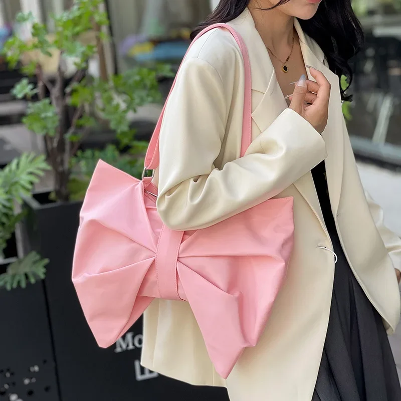 

Bow Shaped Pleated Shoulder Bag for Women, Crossbody Armpit Bag, Fashionable Pleated Bag, Instagram Internet Celebrity