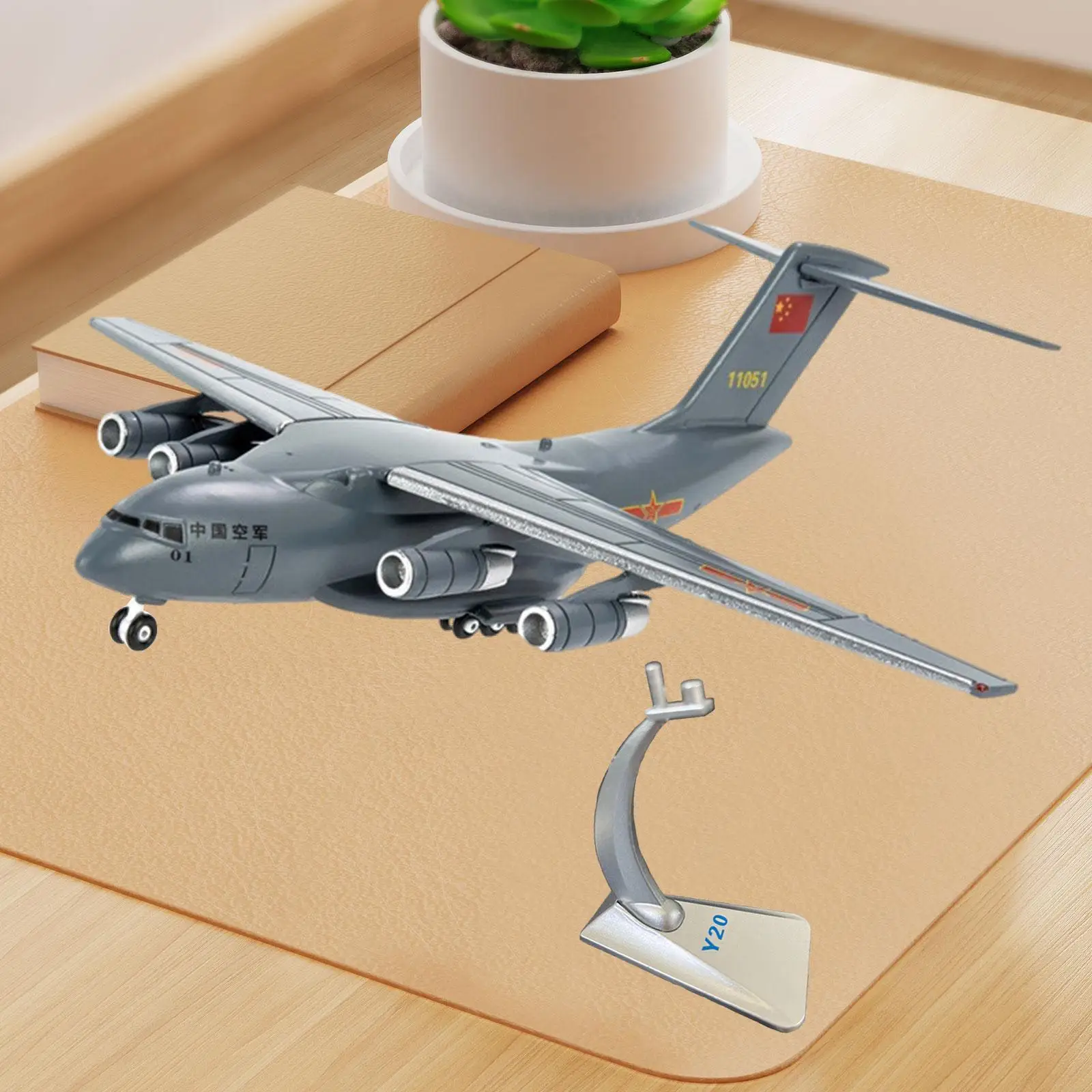 

1/260 Xian Y-20 Transport Aircraft Collection Chinese Plane for Shelf Office