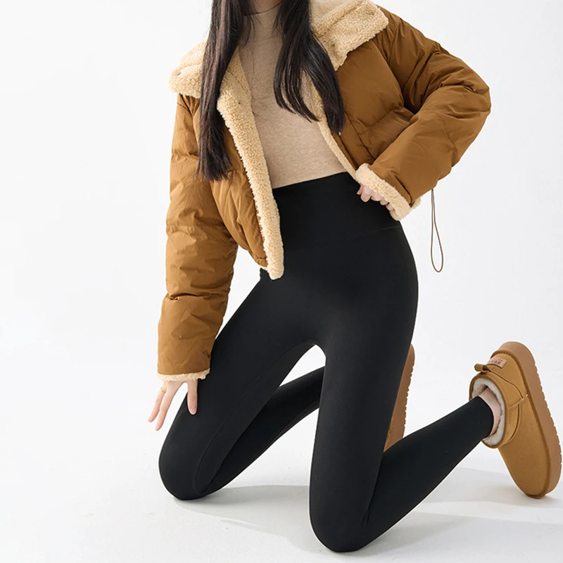 الخريف الشتاء زائد المخملية طماق المرأة مثير نحيل الورك رفع اليوغا السراويل امرأة عالية الجودة الرياضة القرش الجلد اليوغا طماق