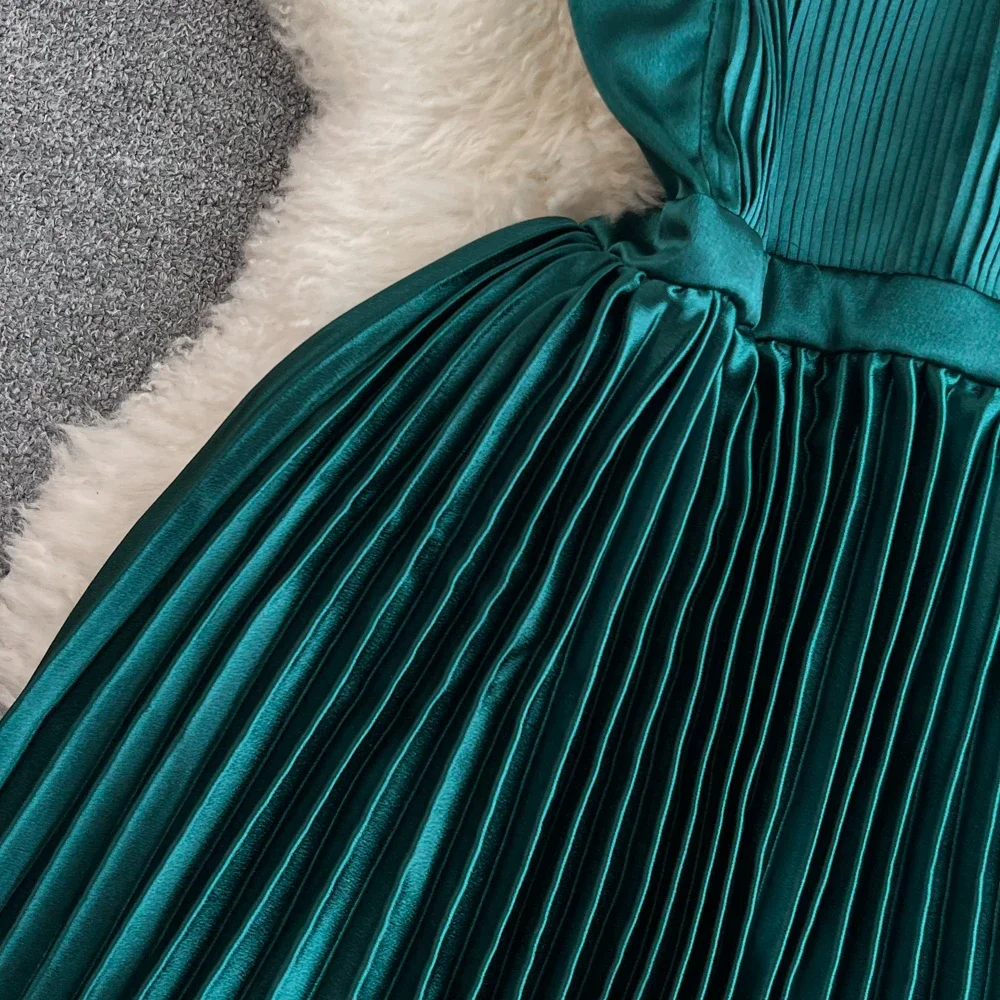 Women  O Neck Pleated A-line Dress Sexy Off Shoulder Elegant Evening Party Fashion Dress Summer High Waist Mini Vestidos