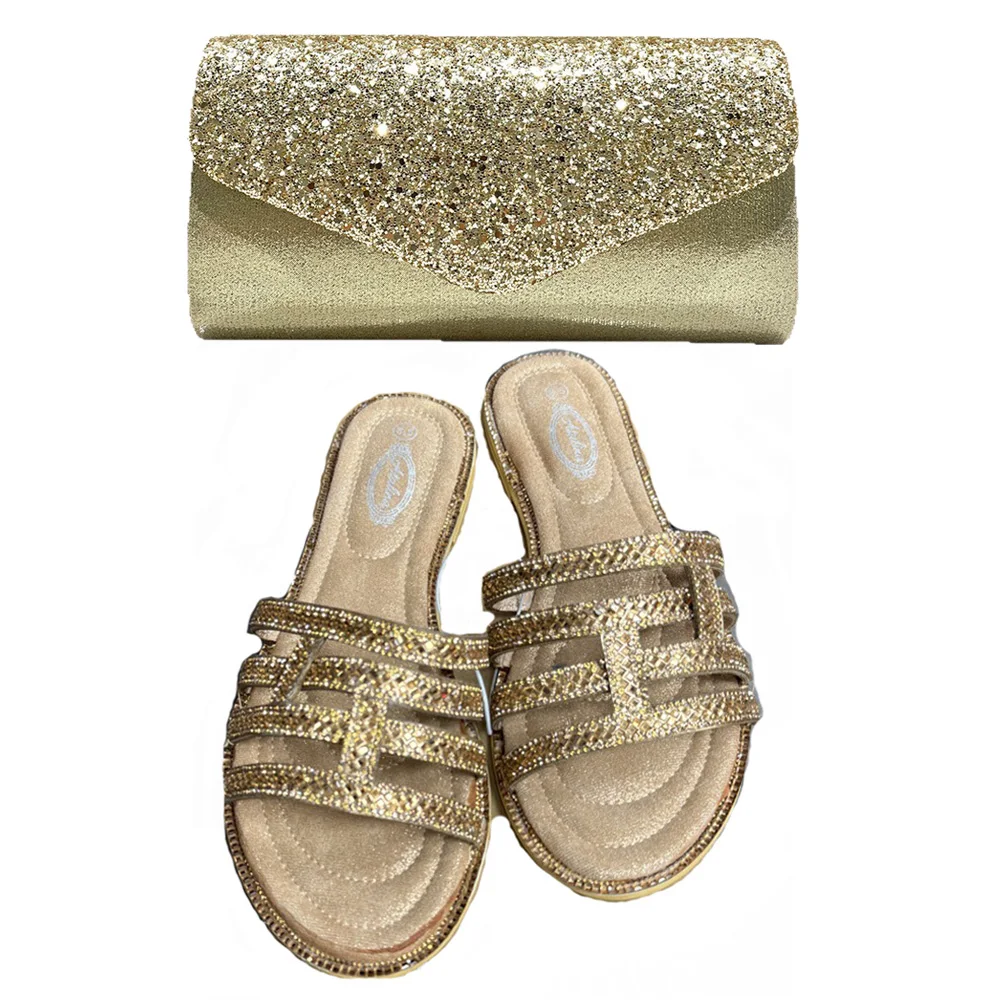 Summer New Bronze Rhinestone Slippers Plus Size Flat-bottomed Casual Women's Slippers Fashion Gold Shiny Envelope Bag in Hand view 2