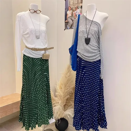 Imagen 2 del producto Falda larga de lunares de cintura alta para mujer, ropa de playa bohemia elegante, dobladillo grande, plisada con volantes, corte holgado, nuevo estilo 2025