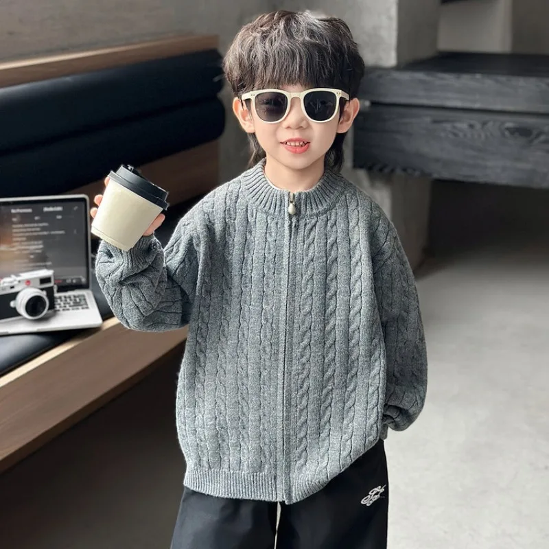 Boys' clothes 2026 new spring autumn winter zipper Fried Dough Twists sweater solid color simple cardigan