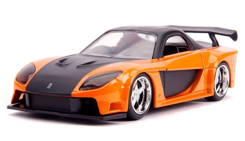 

Новинка! Специальное предложение: Коллекционная модель автомобиля Mazda RX-7 1997 года (версия из фильма), масштаб 1:32, литой металл, для демонстрации и коллекции.