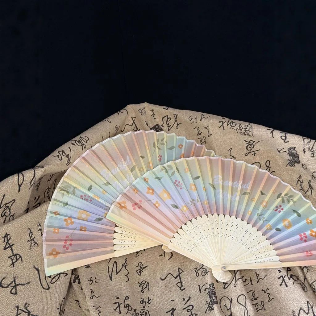 Vintage Bamboo Fan Elegant Folding Hand Fan Women'S Folding Fan Portable For Daily Commuting Summer Outdoor Activities Hanfu