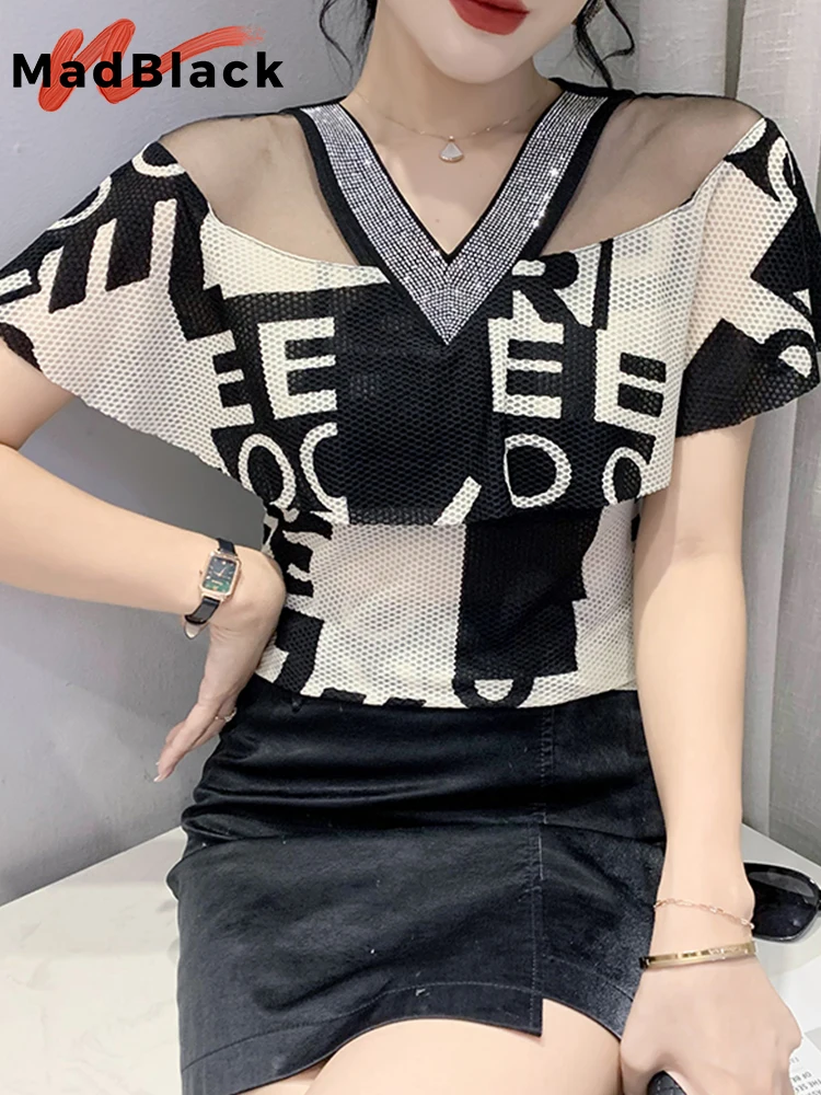 

MadBlack Summer European Clothes T-Shirt Sexy V-Neck Mesh Print Letter Patchwork Ruffles Women Tops Short Sleeve Tees T25501L