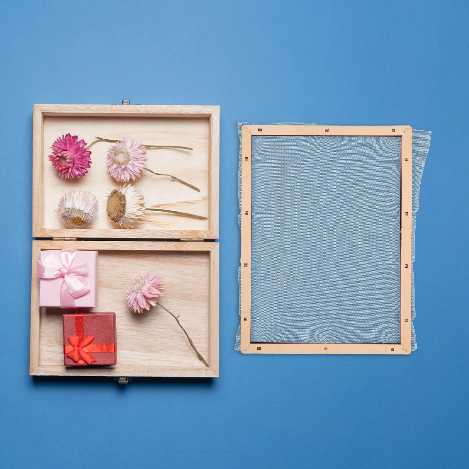 

Wooden Deckle Screen for Papermaking 30x40 Cm DIY Paper Making Mold Frame with Mesh Smooth Pulp Distribution for Handmade Paper