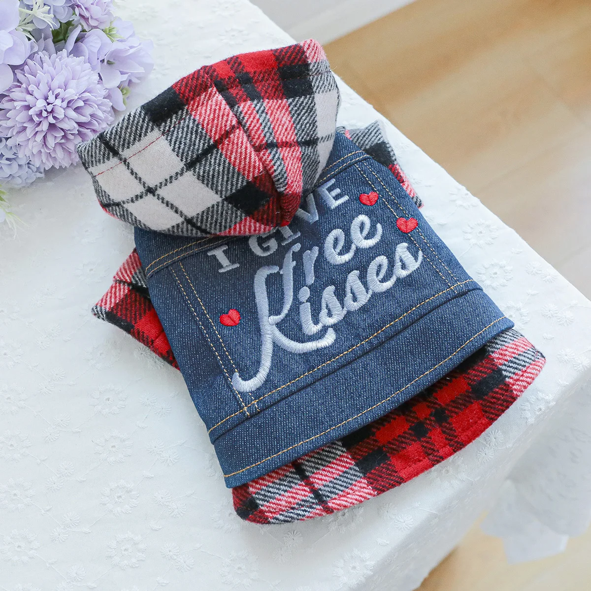 Ropa para mascotas para perros, abrigo vaquero de beso bonito para primavera y otoño, sombrero a cuadros rojo, adecuado para perros pequeños y medianos, 1 ud.