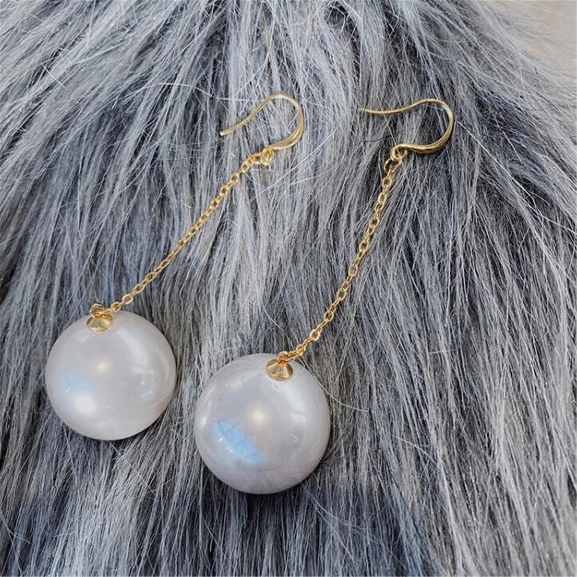 16MM White Sea Shell pearl earrings 18k ear hook swing Gold Ear Crystal Stud Wedding