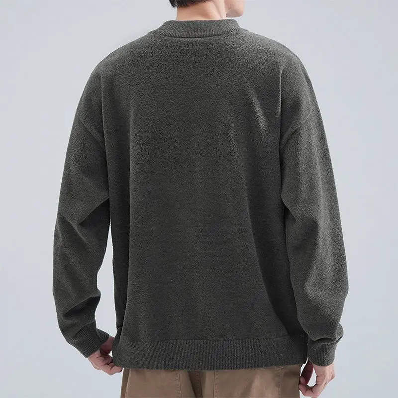 เสื้อสเวตเตอร์ไหมพรมถักทรงหลวมสำหรับผู้ชาย แบรนด์ Studio Men's Thiened รุ่น Winter Knitted เหมาะสำหรับใส่ลำลองในฤดูใบไม้ร่วง ผลิตจากเส้นใยโพลีเอสเตอร์