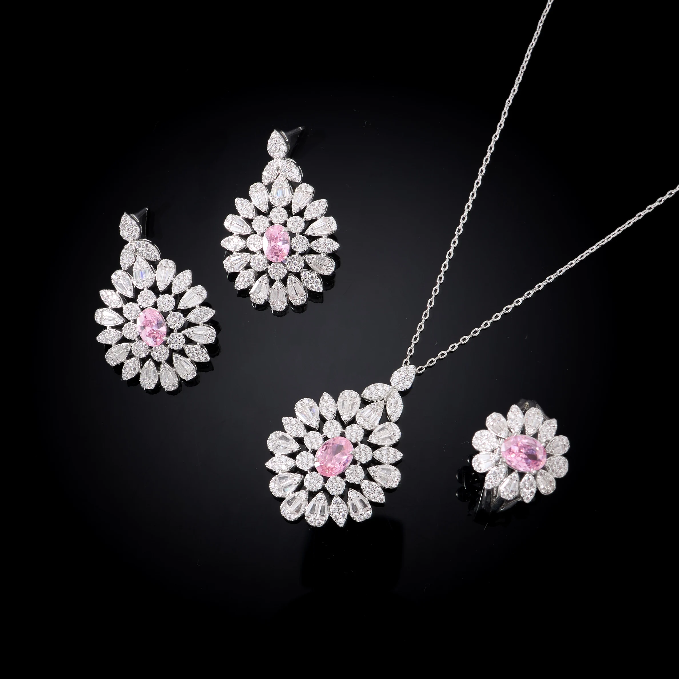 

Модный комплект украшений JEWELIFE: 3 предмета, набор из кубического циркония для женщин (серьги-подвески, колье, кольцо), подарок для невесты на свадьбу или вечеринку