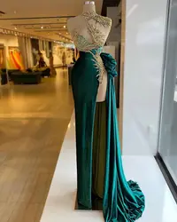 Unique Crystals Emerable Green Prom Dresses High Neck Beaded Evening Dress Custom Made Sleeveless Ruffles Party Gown