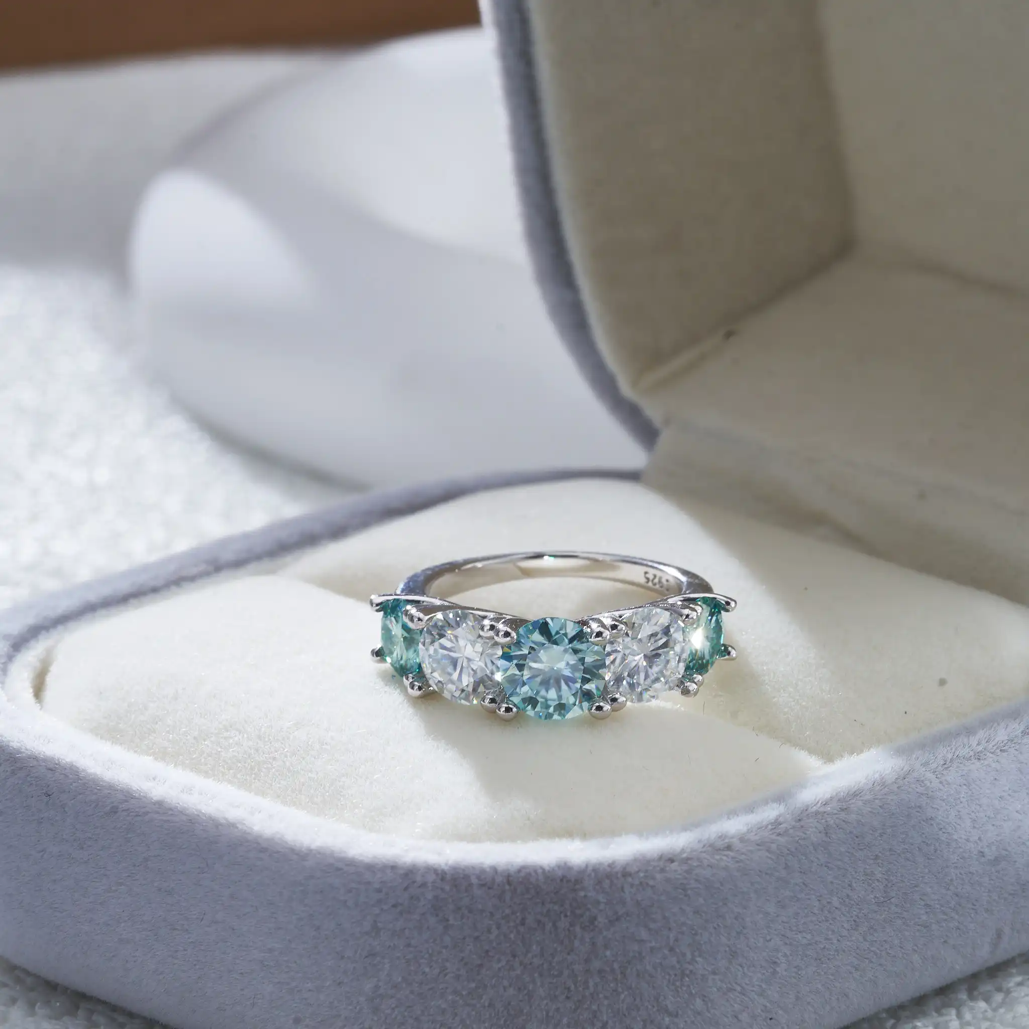 3,6 Karat D-Farbe VVS Moissanit-Ringe für Damen, 925er Sterlingsilber, 5 Steine, funkelnder Diamant, Ehering, edler Schmuck, Geschenk – Detail 3