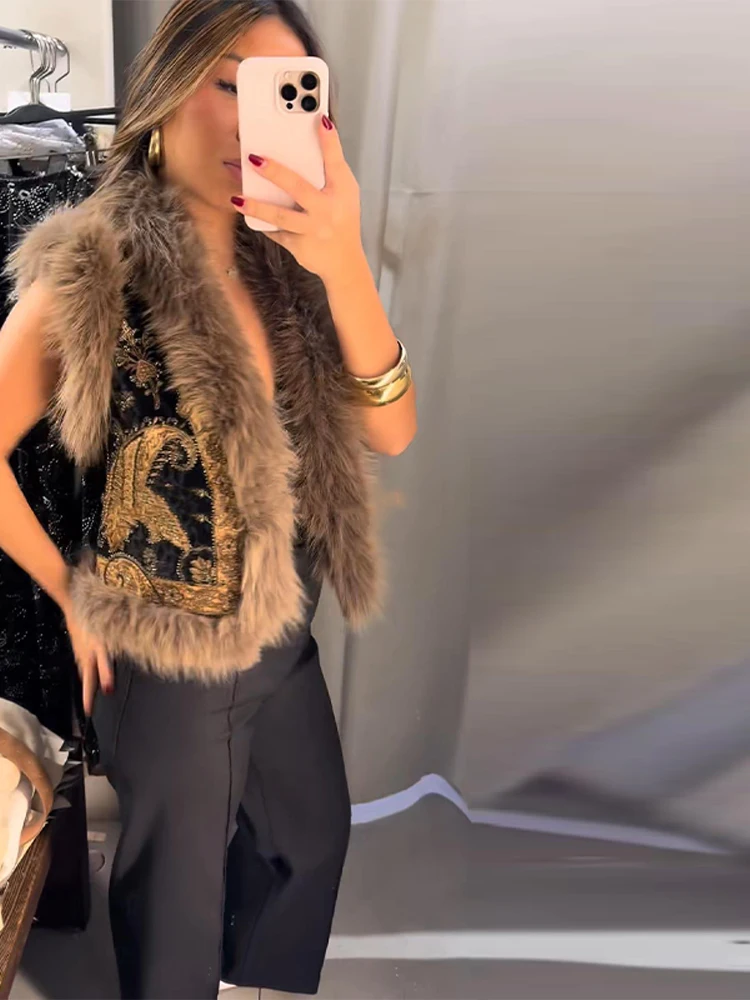 Embroidery Fur Patchwork Women's Vest Elegant Sleeveless Open Stitch Short Jacket 2026 Spring Vintage Lady Daily New Outerwear