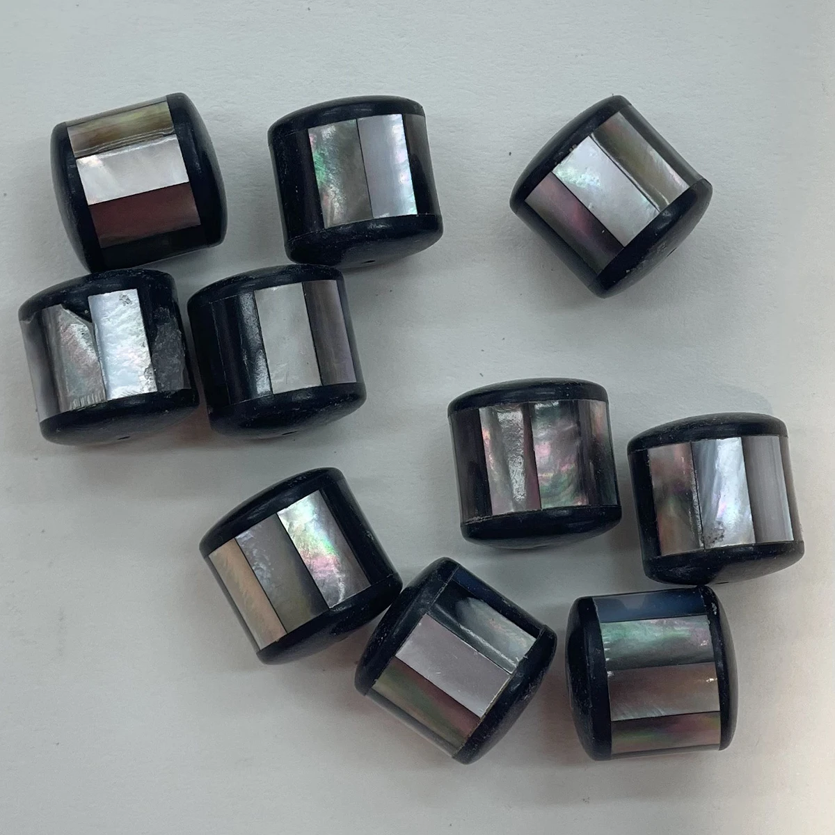 2pcs Natural Freshwater Black Shell Beads Through-hole Barrel Shape Loose Beads for Jewelry Making DIY Women Necklace Accessory