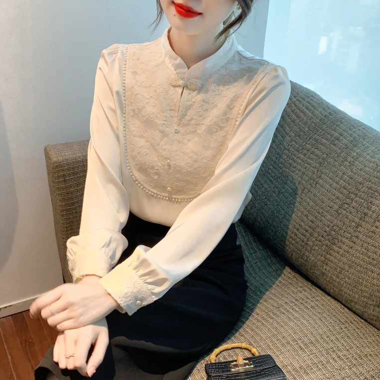 

Рубашка из шифона с длинным рукавом в ретро-стиле, с кружевом и воротником-стойкой, женская, весенняя, модная, с жемчужными пуговицами, для молодых женщин