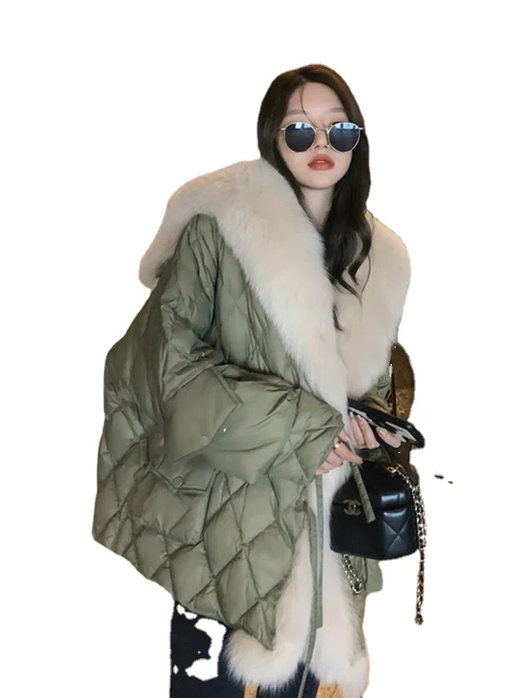 2022 New Navy Collar Fur Faux Fox Fur Mid Length Style Overcomes The Women's Winter Trend of Lightweight Jackets in Down Jackets