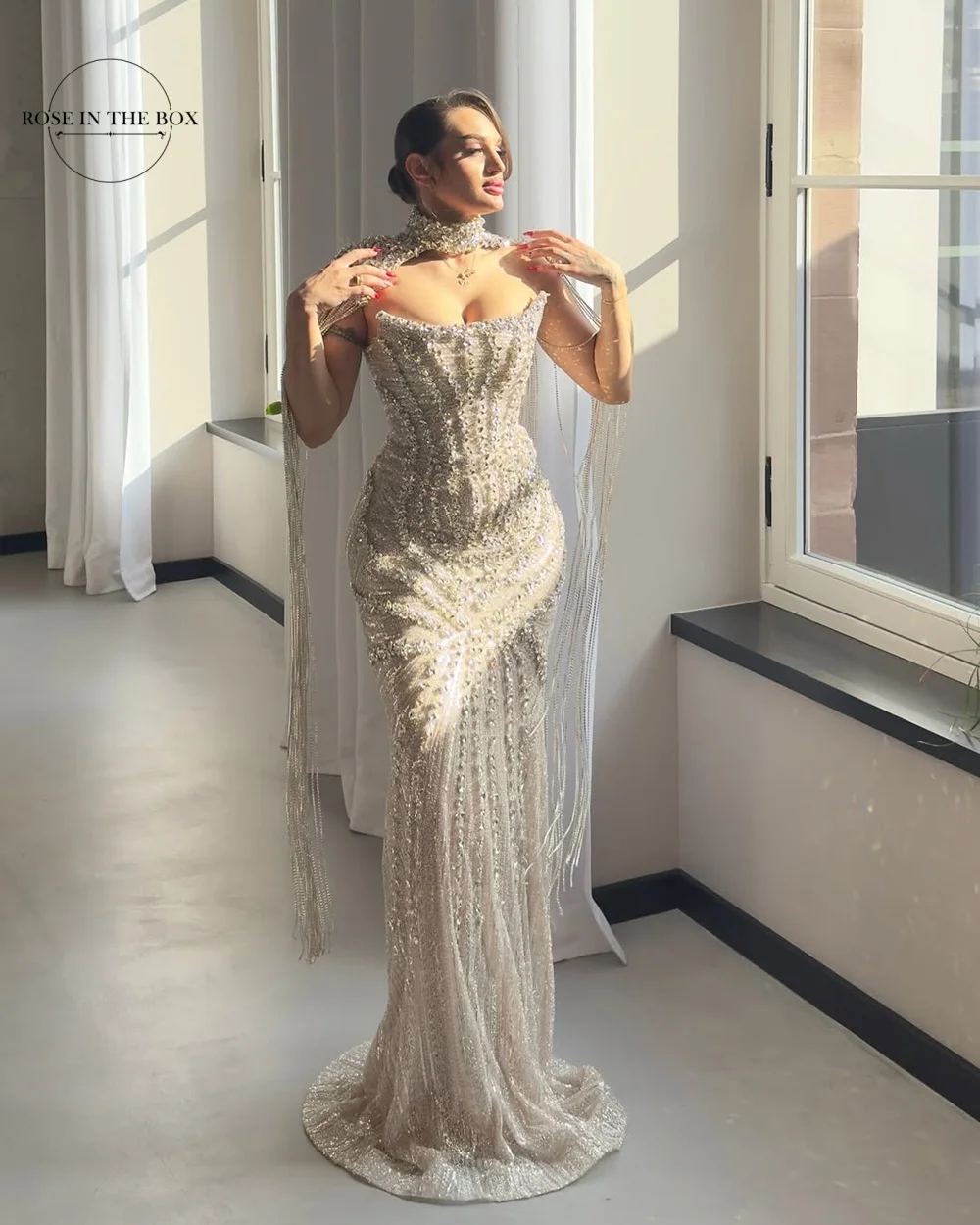 

ROSEINTHEBOX Кружевные роскошные вечерние платья без бретелек с лифом русалки فساتين سهرة Crystal Beaded Vestidos De Fiesta