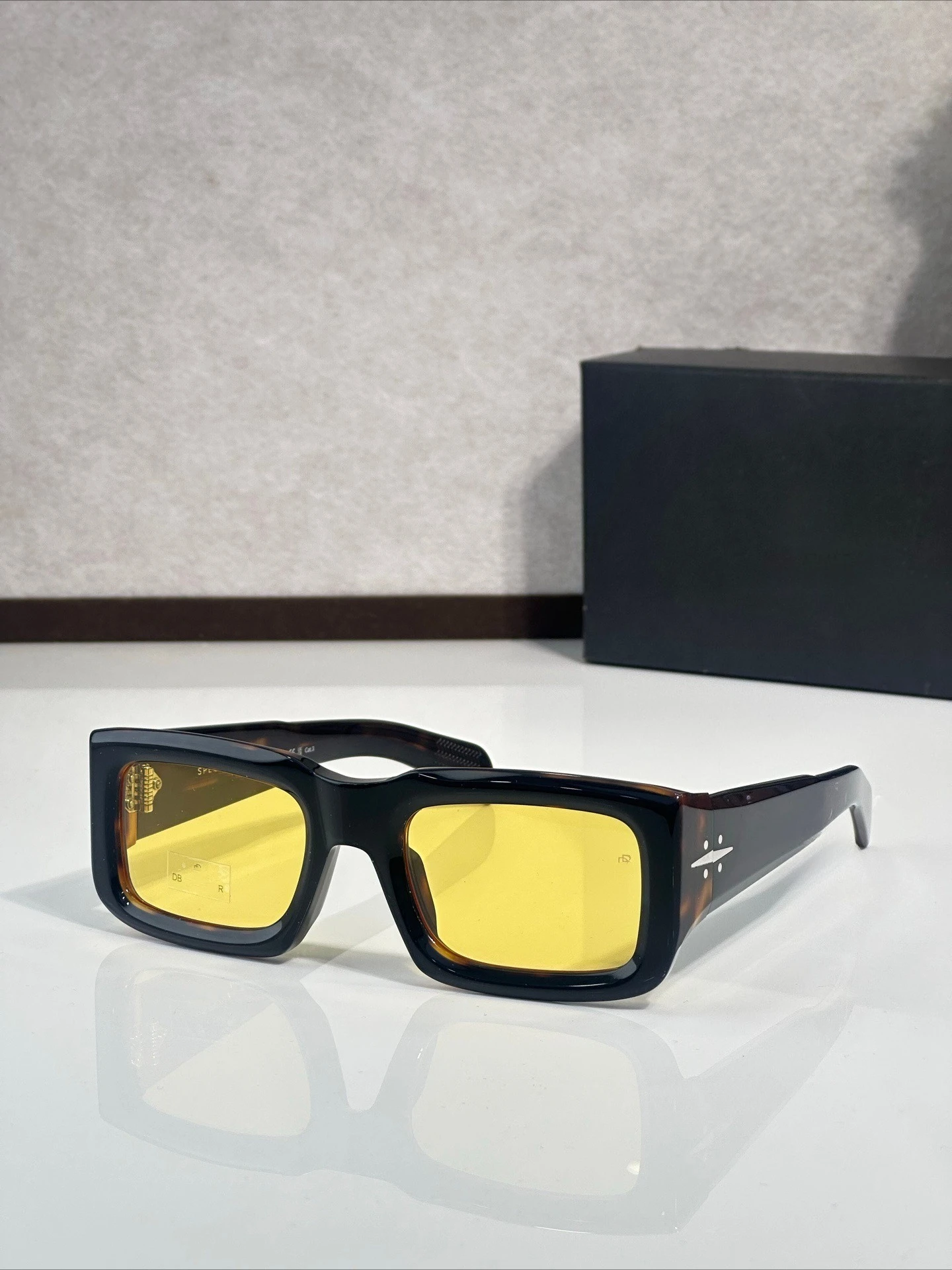 Fashion Box Sunglasses for Men Instagram Celebrity Same Style Sunglasses for Women DB 7131