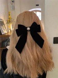 French Retro Style Small Fragrance Black Velvet Bow Hair Clip for Women's Back of The Head Spoon Hair Clip Spring Clip Headwear