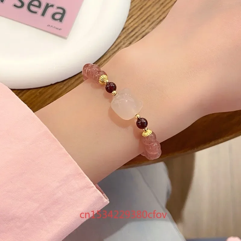 New Naturally Strawberry Crystal Agate Cat Head Bracelet Sweet Refreshing Charm Jewellery Fashion Handmade Exquisite Gift