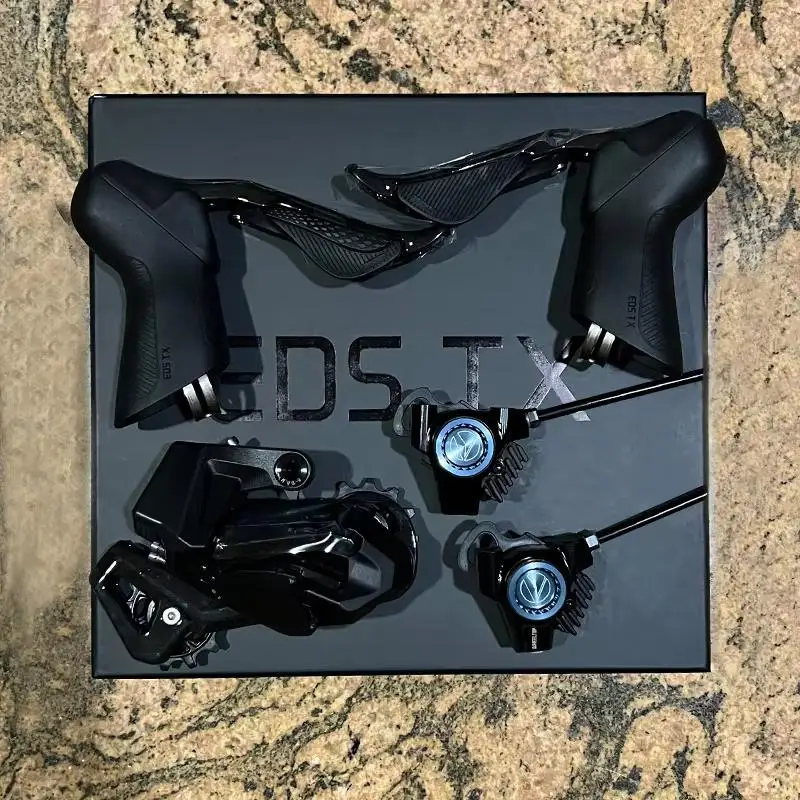 

Wheeltop EDS Wireless Electronic Groupset 7-14 Speed Carbon Fiber Single Chainring V / Disc Brake Drop Bar Road Bike Derailleur