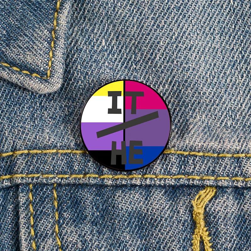 Pronouns It He Nonbinary Bi Pin Custom Funny vintage Brooches Shirt Lapel teacher Bag Badge Cartoon pins for Lover Girl Friends