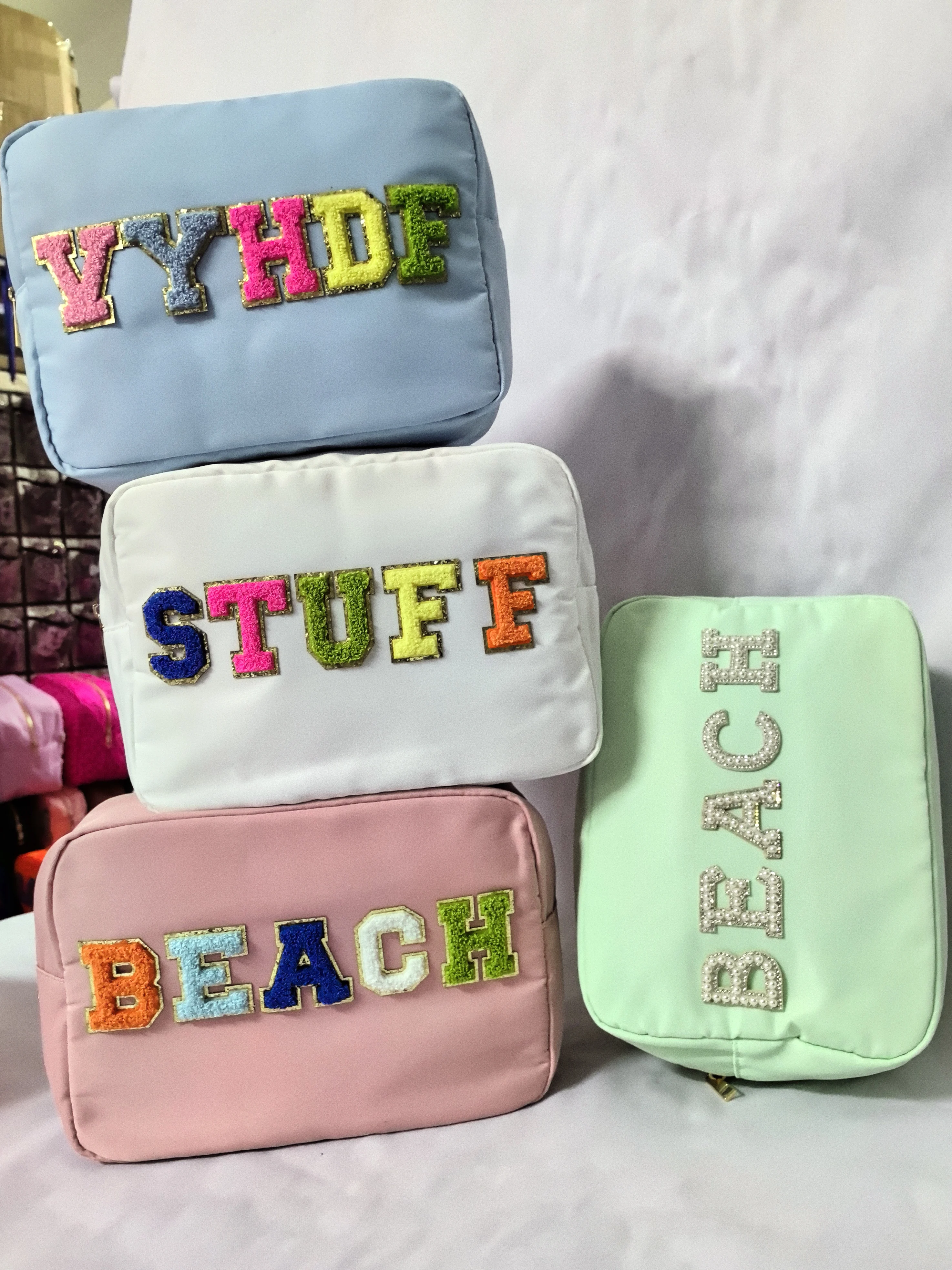 Letter bag, girl makeup bag, trendy, simple, lightweight, convenient for travel, waterproof, large capacity toiletries bag