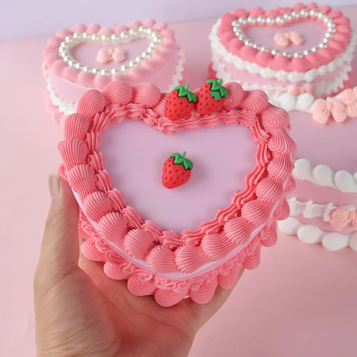 Regalo del Día de San Valentín, caja joyería con forma de corazón simulación, modelo pastel crema falsa, caja