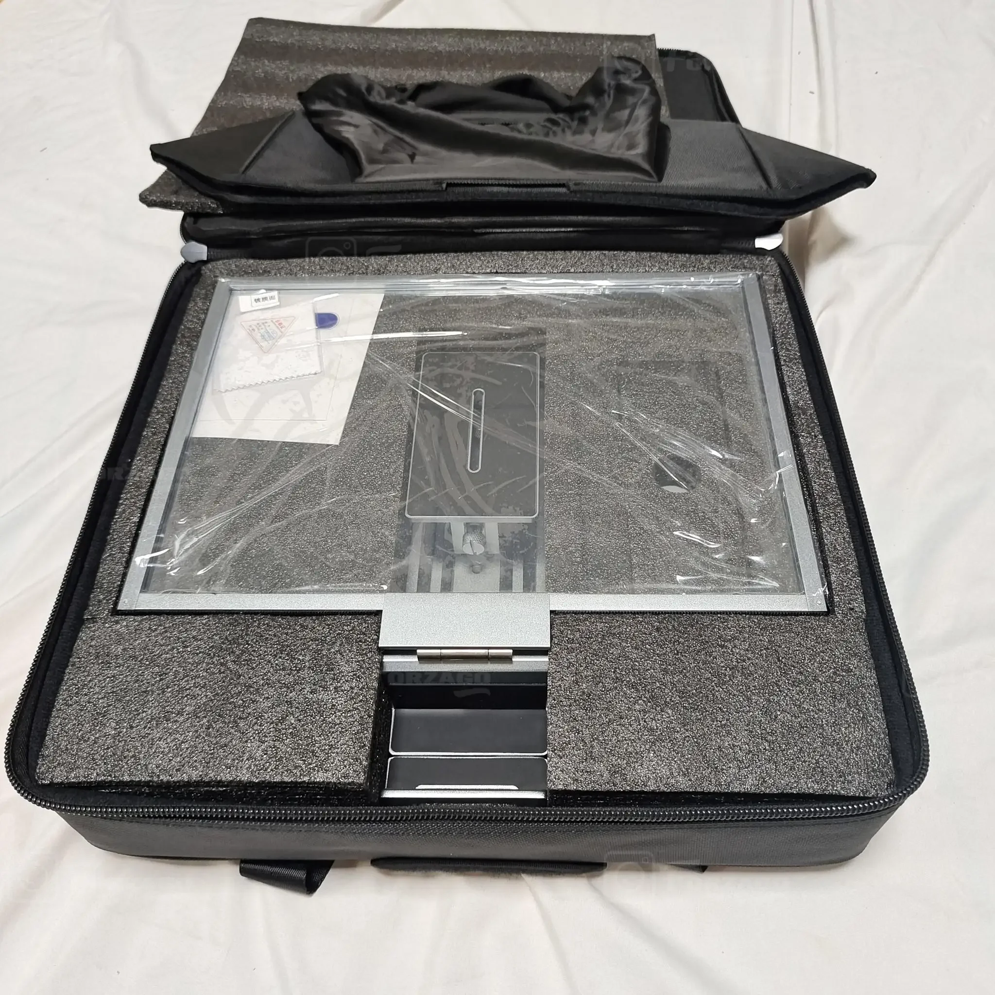 FEELWORLD TP16 16 بوصة ملقن قابل للطي يدعم ما يصل إلى 16 "الكمبيوتر اللوحي الأفقي العمودي Prompting APP التحكم عن بعد حمل