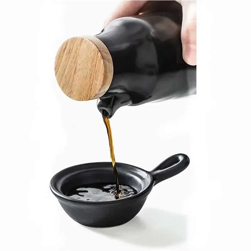 400ml Ceramic Olive Oil Pot Sauce Vinegar Cruet Bottle Liquid Condiment Dispenser Seasoning Can Gravy Boat Kitchen Cooking Tools