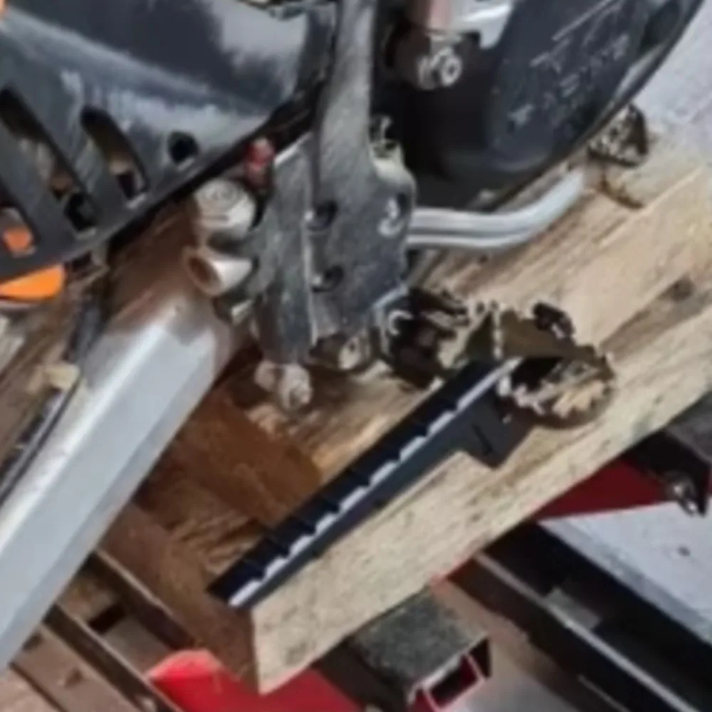 

Удлинители подножек для пассажира мотоциклов Honda CRF450R, CRF450RX, WE, CRF450X, CRF450L, CRF450RL, CRF250R