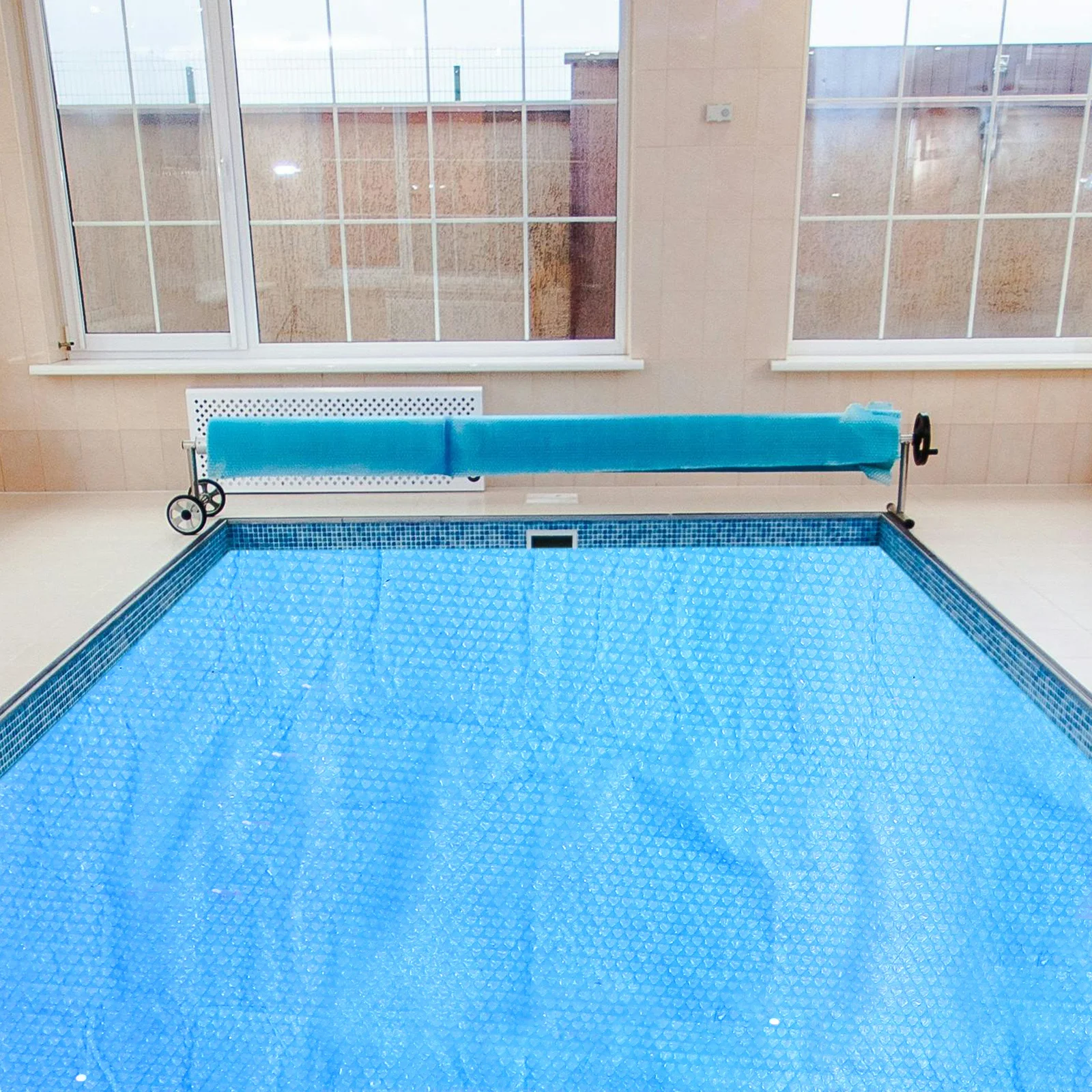 

Rectangular Pool Bubble Cover Inflatable Insulation Durable Waterproof Outdoor Temperature Control Inflatable Pool Bubble Cover