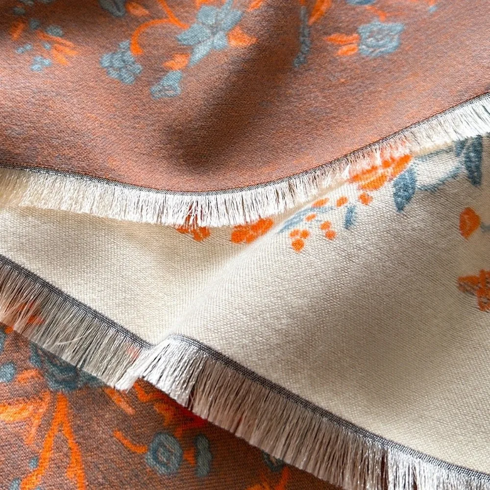 

Versatile Imitation Cashmere Shawl Floral Print Elegant Ethnic Style Cloak Windproof Soft Winter Shawl Winter Wear Accessory