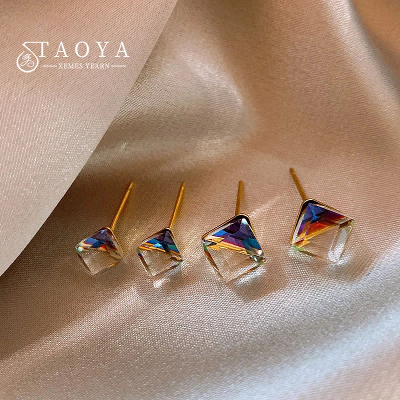 Minimalist Phantom Crystal Aurora Stereoscopic Square Earrings 2023 Fashion Jewelry Accessories Suitable for Women\'s Daily Wear