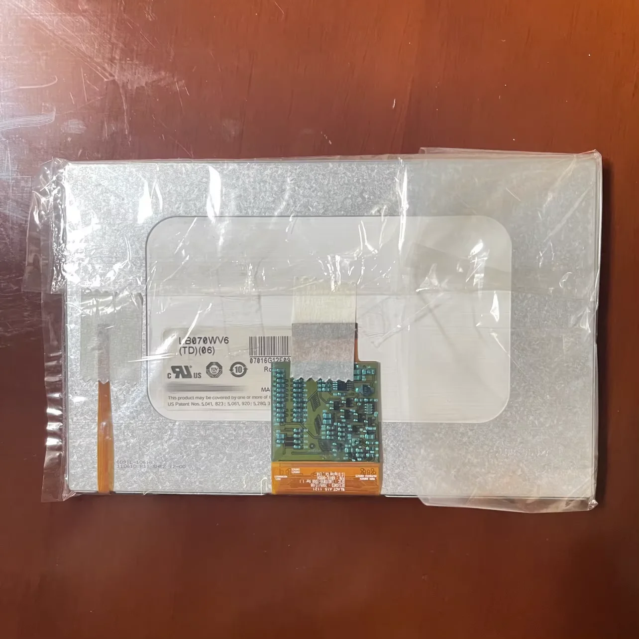 

LB070WV6 (TD) (06) ЖК-экран
