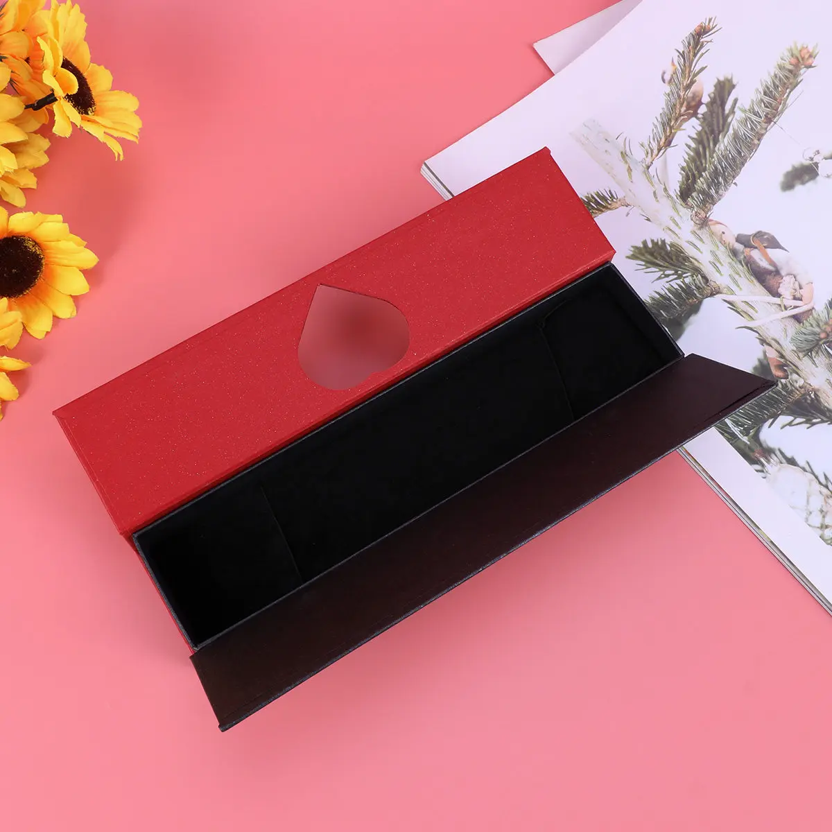 

Elegant Heart Design Jewelry Box Necklace Display Case Ring Storage Wedding Engagement Gift Box Red High Quality Presentation