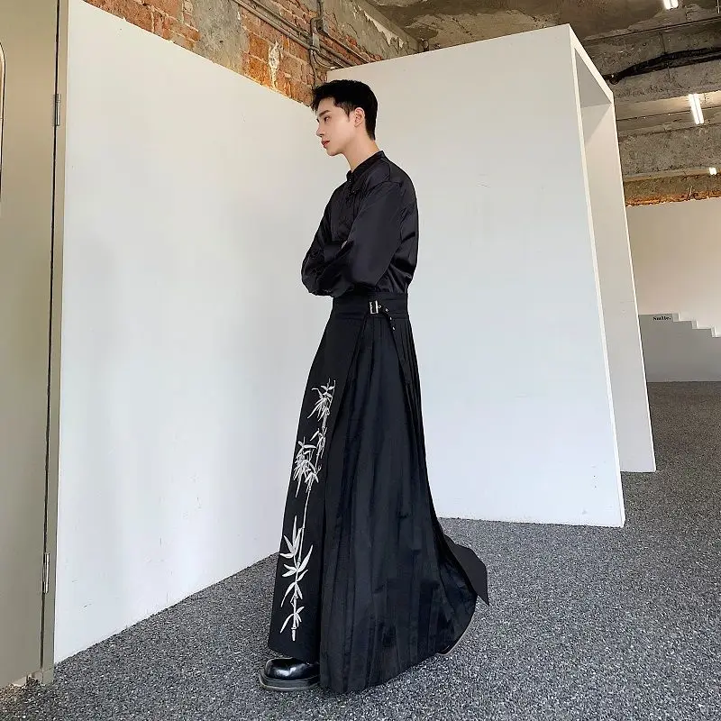 Mode schwarz Bambus bestickt Plissee Pferd Gesicht Rock chinesische traditionelle Kleidung für Männer trend ige Straße Freizeit hose