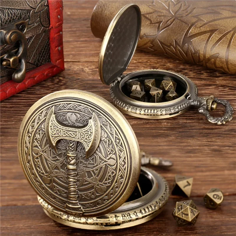 

Engraved Axe Pattern Pocket Watch Case Pendant Chain with 7Pcs Mini Polyhedral Metal Dice Set Entertainment Gaming Accessory